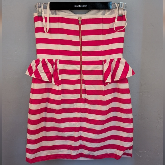🌙 Pink and White Striped Strapless Dress - Picture 3 of 10